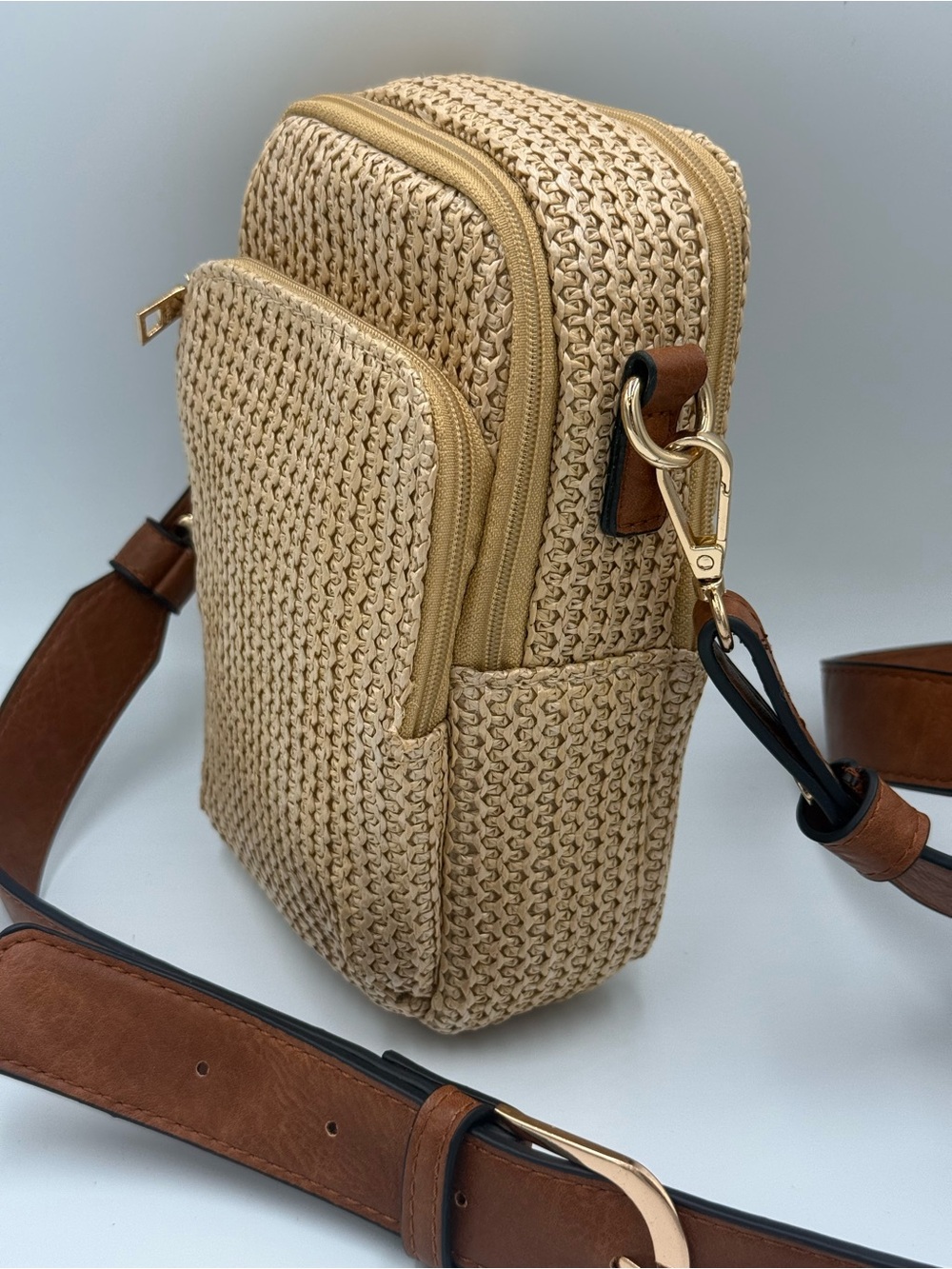 Jen & Co Parker Straw Beige Crossbody Bag with Brown Vegan Leather Strap - Picture 2 of 8